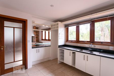 Casa de condomínio à venda com 252m², 3 quartos e 2 vagasCozinha