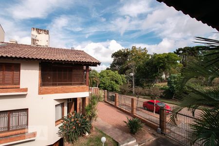 Casa de condomínio à venda com 252m², 3 quartos e 2 vagasVista