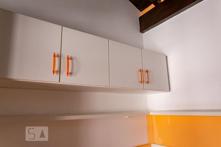 Casa de condomínio à venda com 252m², 3 quartos e 2 vagasDetalhe