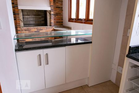 Casa de condomínio à venda com 252m², 3 quartos e 2 vagasDetalhe