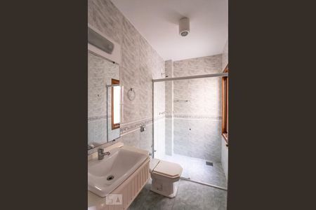 Casa de condomínio à venda com 252m², 3 quartos e 2 vagasBanheiro