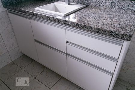 Casa de condomínio à venda com 252m², 3 quartos e 2 vagasDetalhe