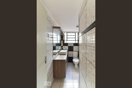 Apartamento à venda com 60m², 2 quartos e 1 vaga Apartamento à venda com 60m², 2 quartos e 1 vagaBanheiro