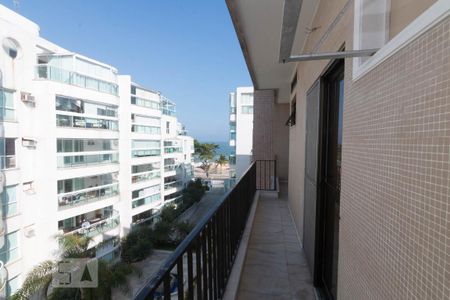 Apartamento para alugar com 270m², 3 quartos e 2 vagas Apartamento para alugar com 270m², 3 quartos e 2 vagasVaranda 2