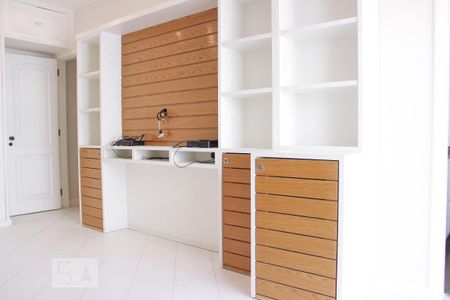 Apartamento para alugar com 270m², 3 quartos e 2 vagas Apartamento para alugar com 270m², 3 quartos e 2 vagasSuite 1