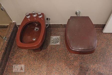 Apartamento para alugar com 270m², 3 quartos e 2 vagas Apartamento para alugar com 270m², 3 quartos e 2 vagasBanheiro Social