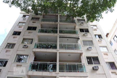 Apartamento à venda com 80m², 3 quartos e 1 vagaFachada