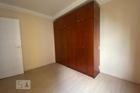 Apartamento à venda com 210m², 4 quartos e 3 vagas Apartamento à venda com 210m², 4 quartos e 3 vagasQuarto 3