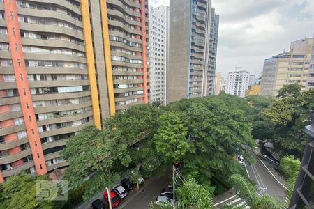 Apartamento à venda com 210m², 4 quartos e 3 vagas Apartamento à venda com 210m², 4 quartos e 3 vagasVista do Quarto 4