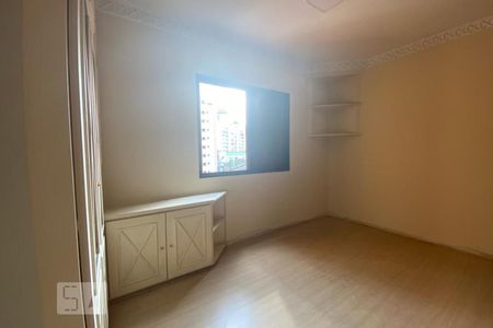 Apartamento à venda com 210m², 4 quartos e 3 vagas Apartamento à venda com 210m², 4 quartos e 3 vagasSuíte 2