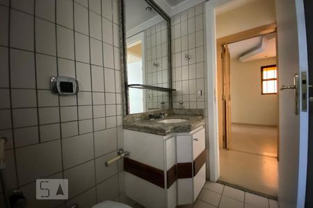 Apartamento à venda com 210m², 4 quartos e 3 vagas Apartamento à venda com 210m², 4 quartos e 3 vagasBanheiro