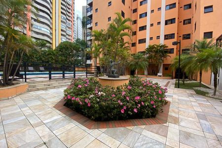 Apartamento à venda com 210m², 4 quartos e 3 vagas Apartamento à venda com 210m², 4 quartos e 3 vagasÁrea comum