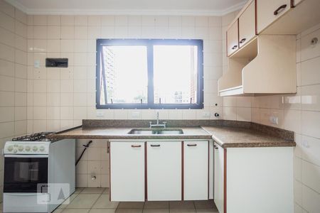 Apartamento à venda com 135m², 3 quartos e 2 vagasCozinha