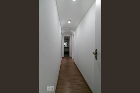Apartamento à venda com 260m², 5 quartos e 4 vagasCorredor Suíte 2