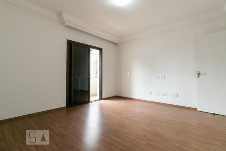 Apartamento à venda com 260m², 5 quartos e 4 vagasSuíte 2