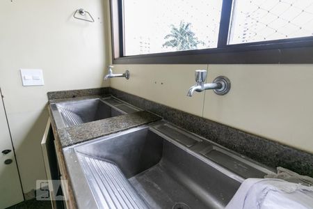 Apartamento à venda com 260m², 5 quartos e 4 vagasÁrea de Serviço - Tanque