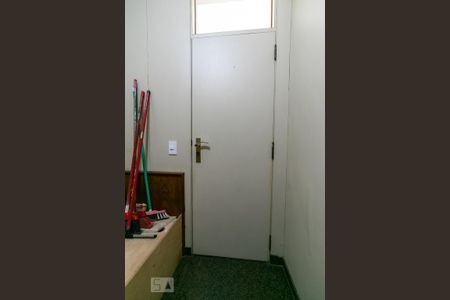 Apartamento à venda com 260m², 5 quartos e 4 vagasÁrea de Serviço - Quarto 5