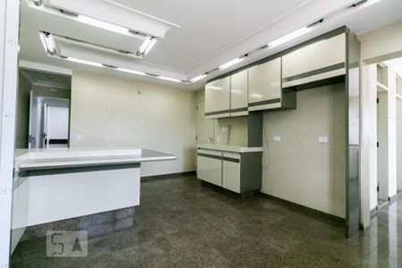 Apartamento à venda com 260m², 5 quartos e 4 vagasCozinha