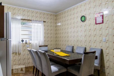 Casa à venda com 130m², 3 quartos e 3 vagasCozinha