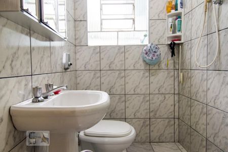 Casa à venda com 130m², 3 quartos e 3 vagasBanheiro da Suíte