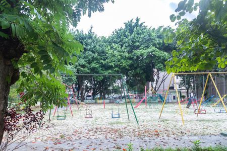 Apartamento para alugar com 79m², 2 quartos e 1 vaga Apartamento para alugar com 79m², 2 quartos e 1 vagaPlayground