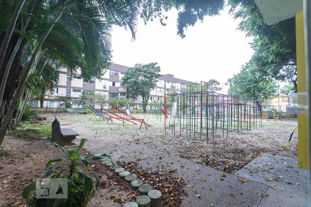 Apartamento para alugar com 79m², 2 quartos e 1 vaga Apartamento para alugar com 79m², 2 quartos e 1 vagaPlayground