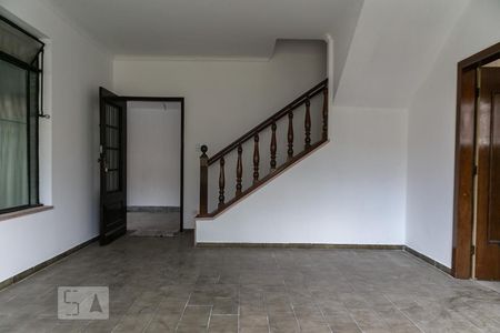 Sala de casa para alugar com 3 quartos, 157m² em Ponta da Praia, Santos
