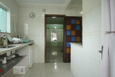 Casa à venda com 170m², 3 quartos e 2 vagasCozinha