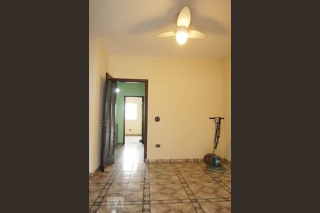 Casa à venda com 170m², 3 quartos e 2 vagasQuarto 3