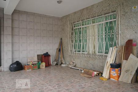 Casa à venda com 170m², 3 quartos e 2 vagasGaragem