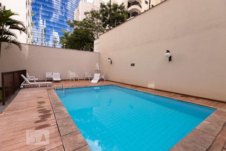 Apartamento à venda com 45m², 1 quarto e 1 vaga Apartamento à venda com 45m², 1 quarto e 1 vagaÁrea comum - Piscina