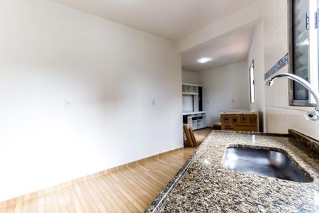 Apartamento para alugar com 50m², 2 quartos e sem vaga Apartamento para alugar com 50m², 2 quartos e sem vagaCozinha
