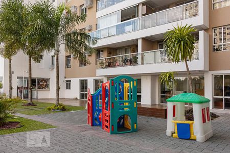 Apartamento para alugar com 74m², 2 quartos e 1 vaga Apartamento para alugar com 74m², 2 quartos e 1 vagaÁrea Comum - Playground