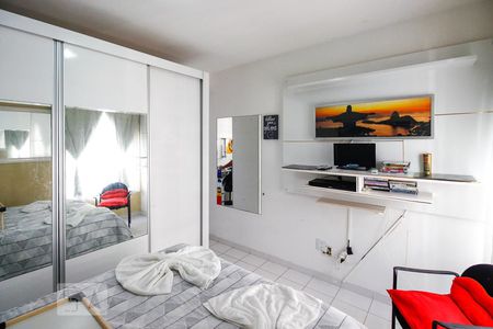 Apartamento para alugar com 74m², 2 quartos e 1 vaga Apartamento para alugar com 74m², 2 quartos e 1 vagaSuíte