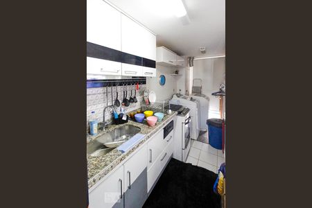 Apartamento para alugar com 74m², 2 quartos e 1 vaga Apartamento para alugar com 74m², 2 quartos e 1 vagaCozinha