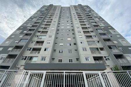 Apartamento para alugar com 53m², 2 quartos e 1 vaga Apartamento para alugar com 53m², 2 quartos e 1 vagaFachada