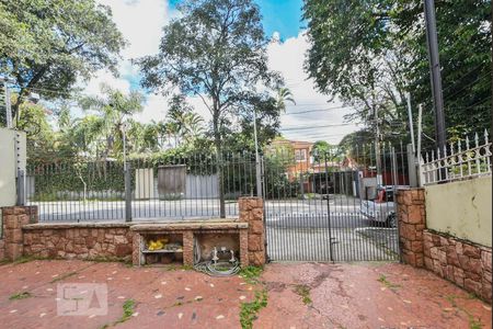 Garagem de casa à venda com 4 quartos, 200m² em Brooklin, São Paulo