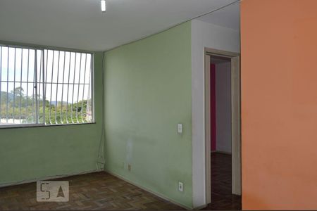 Sala de apartamento à venda com 2 quartos, 60m² em Ingá, Niterói