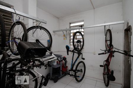 Apartamento à venda com 30m², 2 quartos e sem vaga Apartamento à venda com 30m², 2 quartos e sem vagaBiciletario