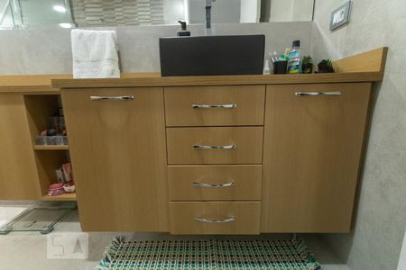 Apartamento à venda com 100m², 3 quartos e 1 vagaBanheiro da Suíte