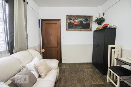 Apartamento à venda com 72m², 2 quartos e sem vagaSala