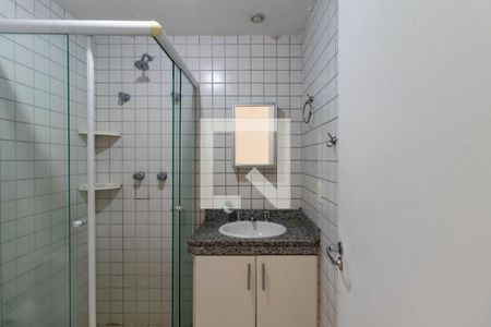 Banheiro social de apartamento para alugar com 1 quarto, 36m² em Perdizes, São Paulo