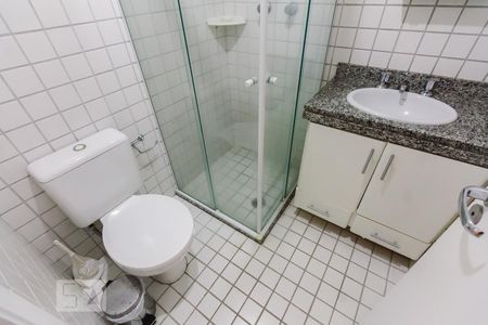 Banheiro de apartamento para alugar com 1 quarto, 36m² em Perdizes, São Paulo
