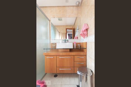 Apartamento para alugar com 237m², 4 quartos e 3 vagasBanheiro da Suíte 2