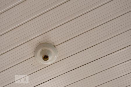 Detalhe de casa de condomínio para alugar com 2 quartos, 70m² em Medianeira, Porto Alegre