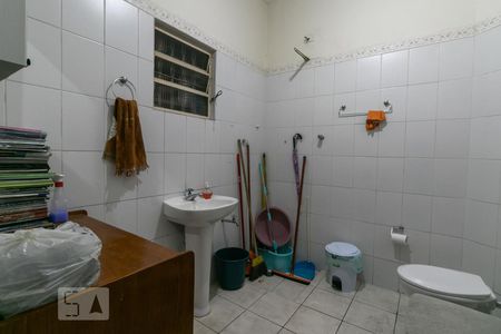 Casa à venda com 160m², 3 quartos e 1 vagaBanheiro 1
