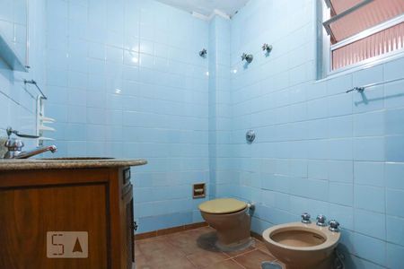 Apartamento para alugar com 85m², 2 quartos e sem vagaBanheiro