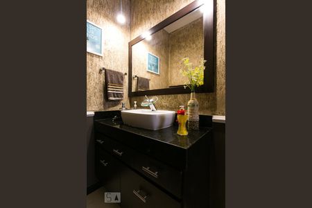 Casa à venda com 340m², 4 quartos e 6 vagasLavabo