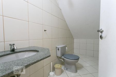 Casa à venda com 340m², 4 quartos e 6 vagasBanheiro da Garagem