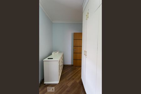 Casa à venda com 340m², 4 quartos e 6 vagasQuarto